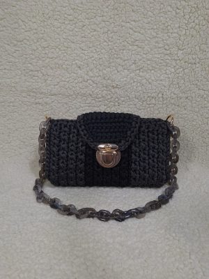 Bolsa Preta com alça de corrente